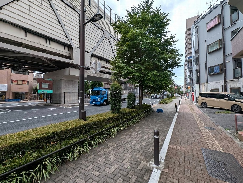 エクセル西池　前面道路歩道